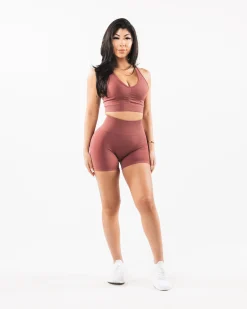 Amplify Short 4.5"