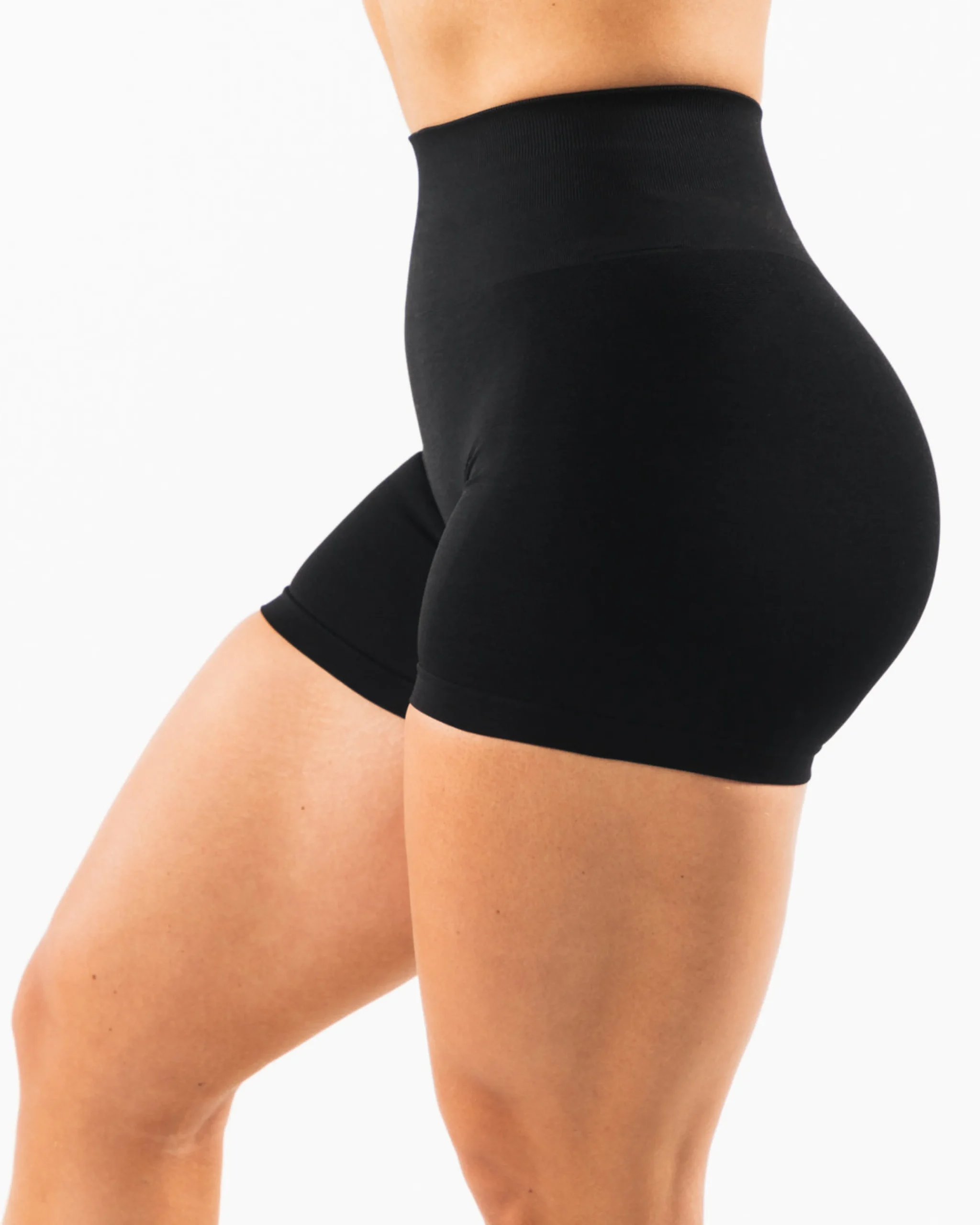 Amplify Short 4.5"