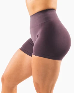 Amplify Short 4.5
