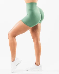 Amplify Short 4.5