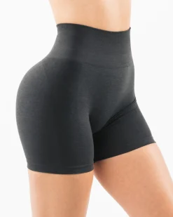 Amplify Short 4.5