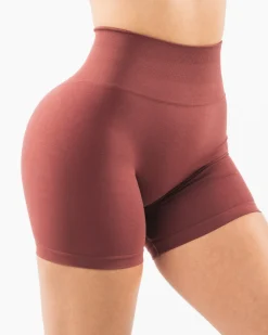 Amplify Short 4.5