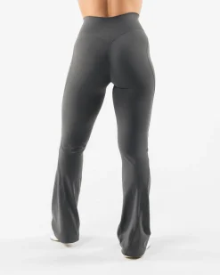 Aura Flared Pant