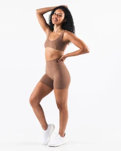 Aura Short 5"