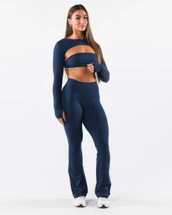 Aura Shrug LS