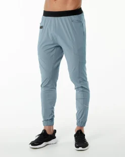 Studio Pant