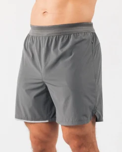 Studio Short 6